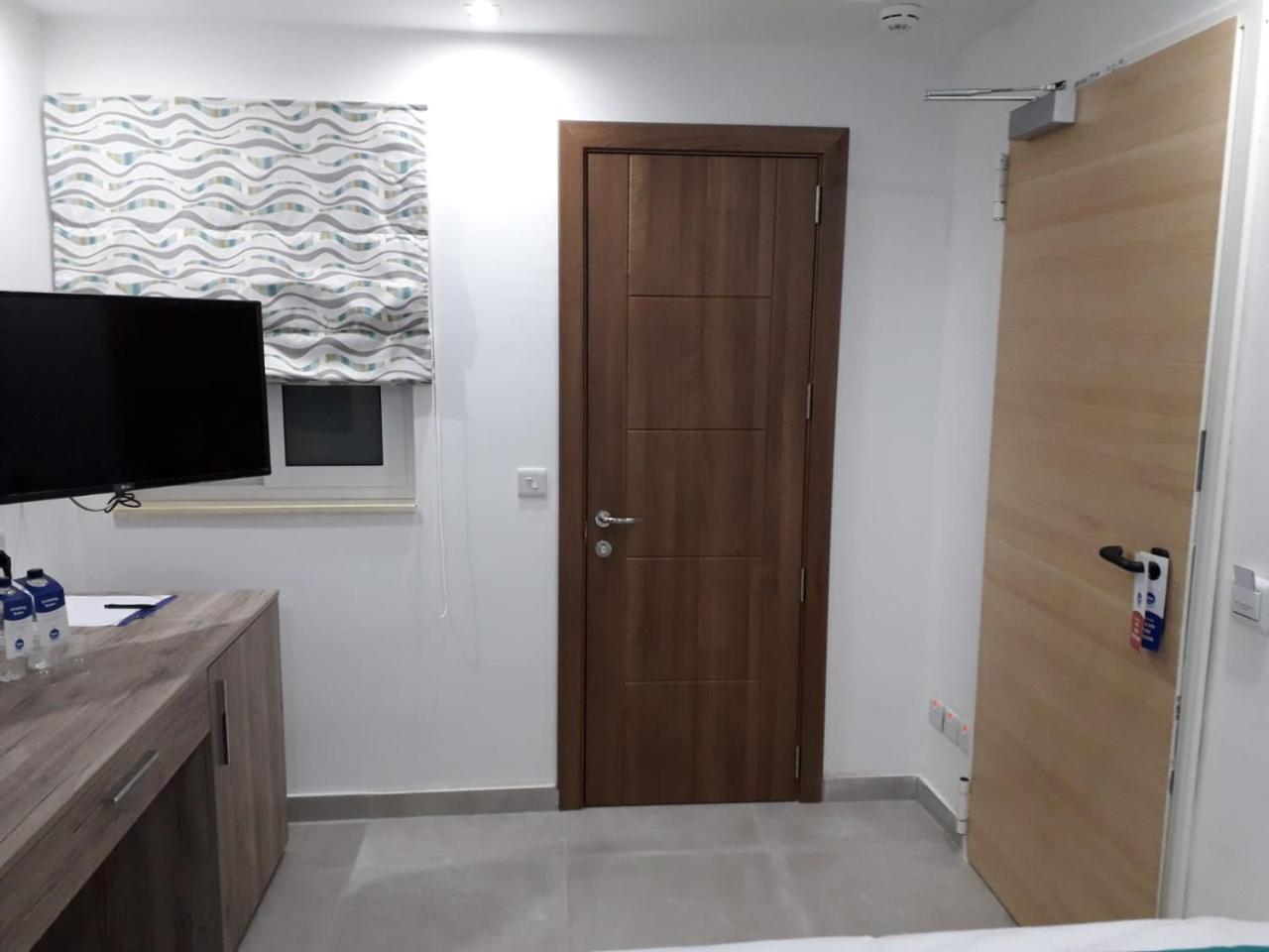 Tj Boutique Hotel Marsaskala Bagian luar foto