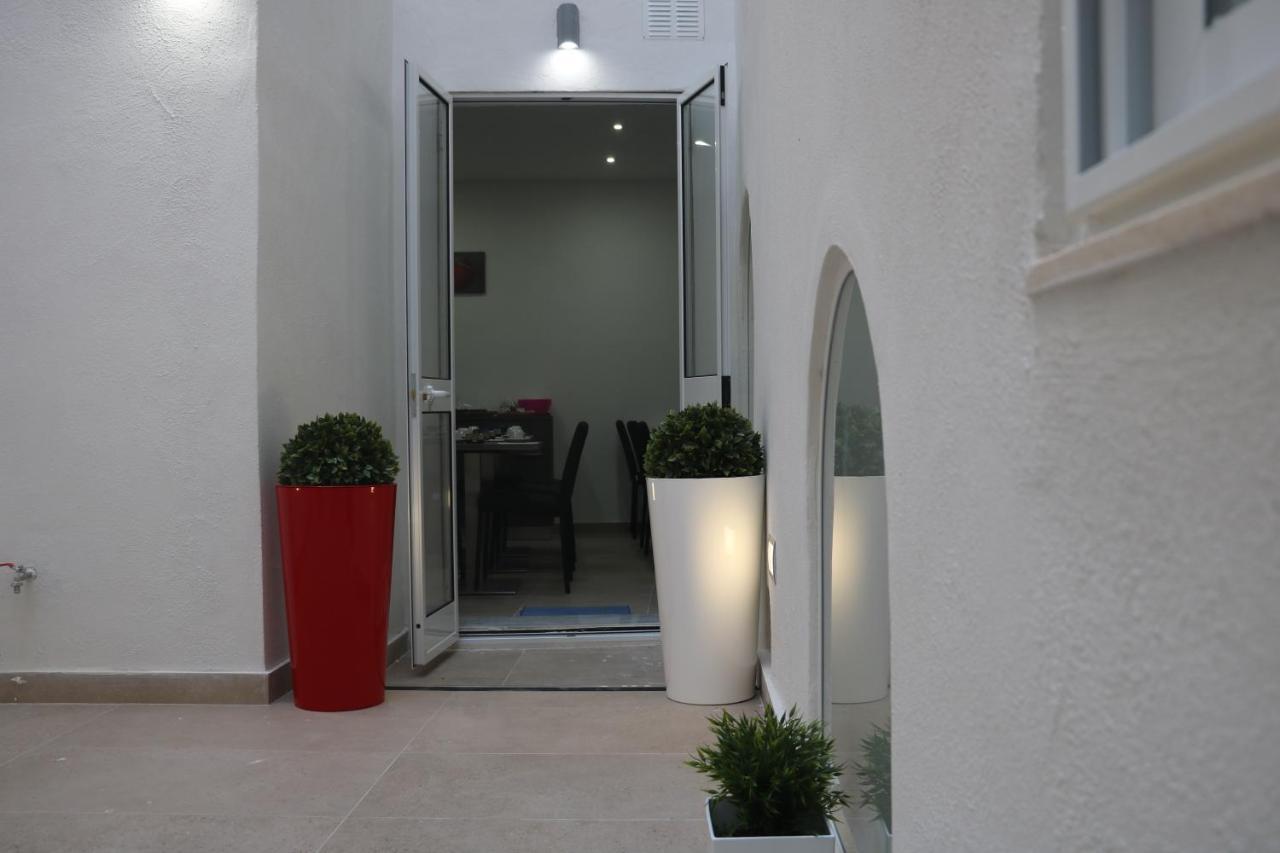 Tj Boutique Hotel Marsaskala Bagian luar foto