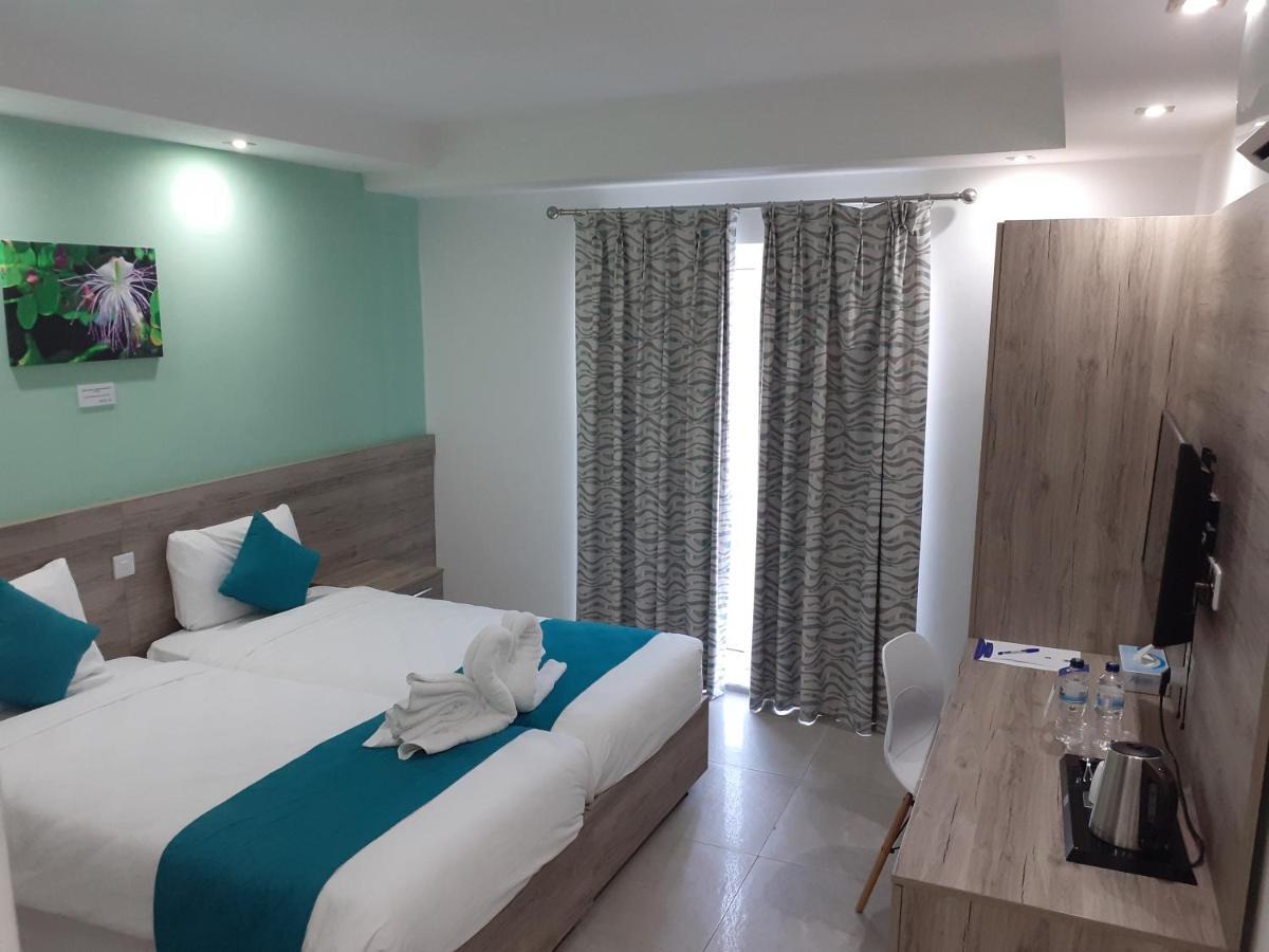 Tj Boutique Hotel Marsaskala Bagian luar foto