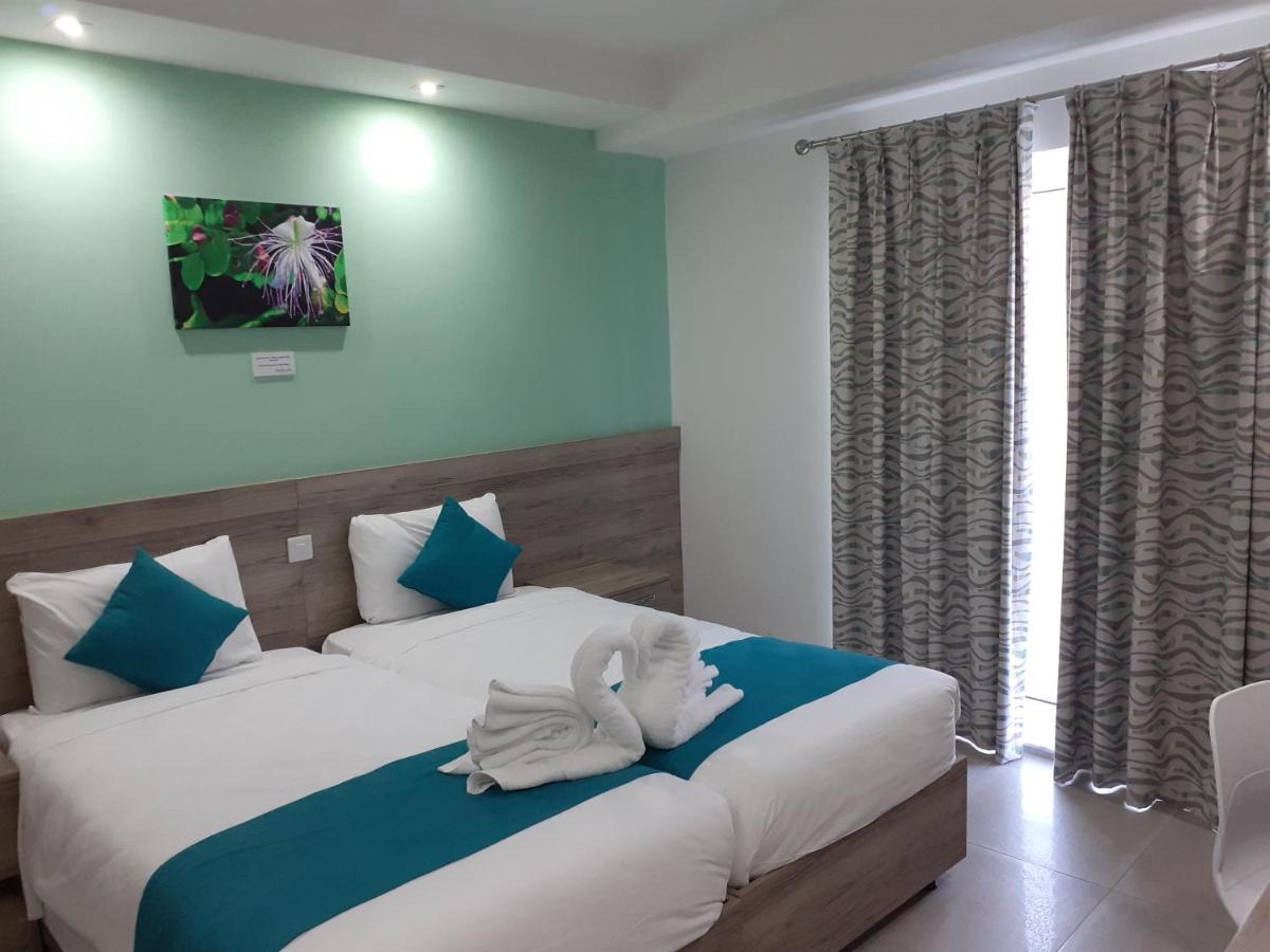 Tj Boutique Hotel Marsaskala Bagian luar foto