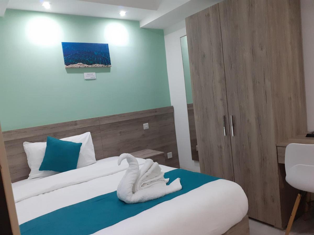 Tj Boutique Hotel Marsaskala Bagian luar foto
